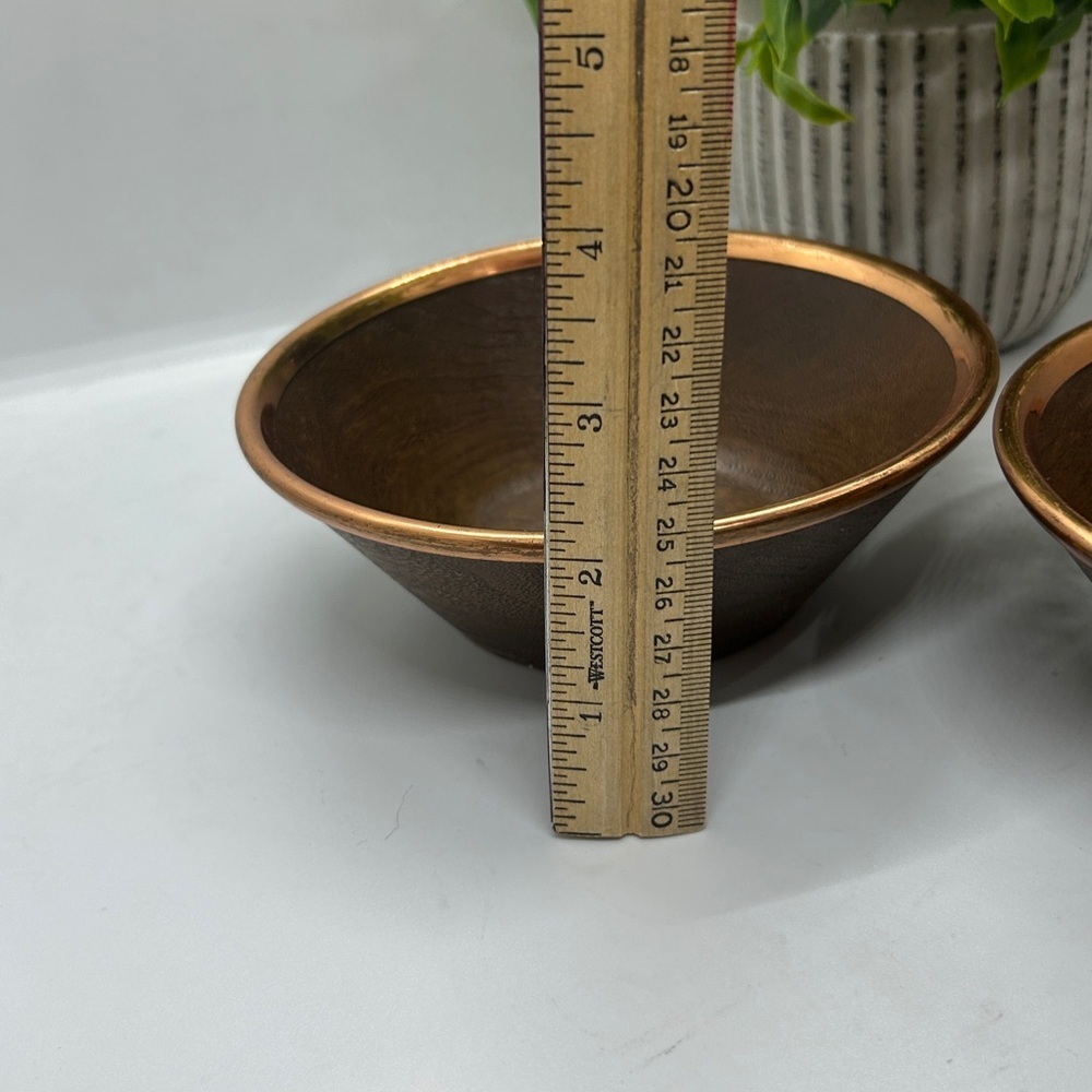 Coppercraft Guild-Copper Rimmed Woodgrain Resin 2 Pc Salad Bowl Set. - Picture 6 of 8